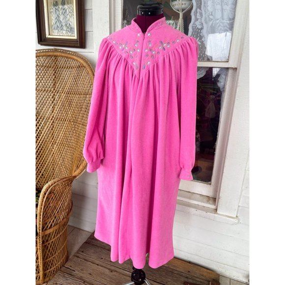 Vintage 1960s Vanity Fair Pink Fleece Robe MOD Sz M - Picture 8 of 10